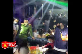 Phát hiện nhiều đối tượng dương tính với ma tuý trong quán bar