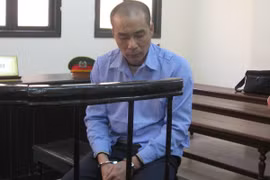 Vung dao chém tới tấp vì vợ không cho "quan hệ" giữa trưa