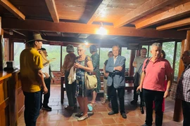 Khi người nông dân sáng tạo làm du lịch và nâng tầm nông sản 