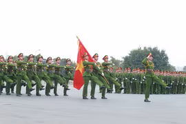 Mới: Bộ Công an đề xuất điều kiện hưởng, mức lương hưu hàng tháng đối với công an