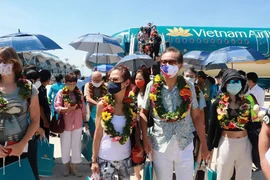 Dự báo kinh tế Việt Nam tăng trưởng tích cực trong năm 2023 