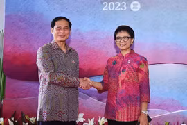 Đoàn kết vì một ASEAN tầm vóc, trung tâm của toàn khu vực 