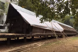 Những “kiến trúc sư” Ê-đê biệt phái giữa lòng Hà Nội 