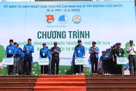 Ra mắt đội tự quản 3+ bảo đảm trật tự và văn minh đô thị 