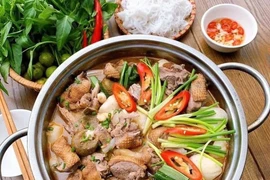 Vị chua từ trái cây tự nhiên trong món ăn Việt