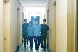 Bi hài nạn nhân sàn Forex không rút được tiền do lỗi… bầu cử ở Mỹ