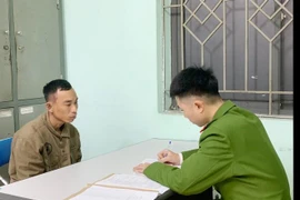 Kẻ cướp giật... xin lỗi nạn nhân và hứa trả lại giấy tờ