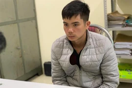 Sát hại chủ nợ, cướp tiền và điện thoại