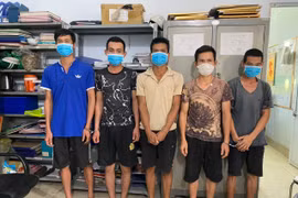 Phạt 22 triệu đồng 2 nhóm đánh bạc giữa mùa dịch Covid-19