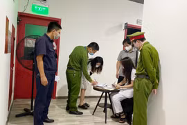 25 “golfer” tụ tập giữa mùa dịch, cơ sở tổ chức bị phạt 80 triệu đồng