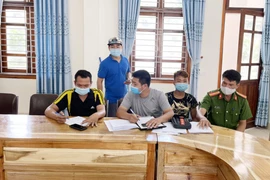 2 thanh niên 10X “nhảy xe” mang về Nghệ An tiêu thụ