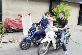 Sau 90 ngày mới...đi trình báo bị cướp giật điện thoại di động 'xịn' 