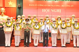 Đẩy mạnh học tập và làm theo tư tưởng, đạo đức, phong cách Hồ Chí Minh