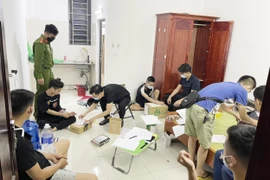 Bí ẩn bên trong vỏ hộp thuốc lá điện tử