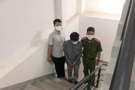 Toàn cảnh vụ trèo lên nóc các tòa chung cư cắt trộm dây đồng chống sét