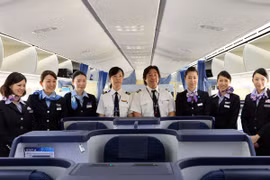 Phi công nghỉ việc phải báo trước 6 tháng: Một đề xuất trái luật