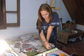 Một người Mỹ đưa phụ nữ Việt lên tranh sơn mài