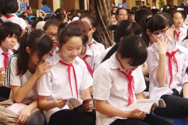 Phụ huynh sốt ruột, trường vẫn chưa có phương án