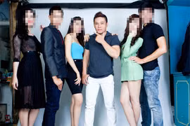 Người mẫu, diễn viên bán dâm: Cám dỗ từ “công việc” nghìn USD