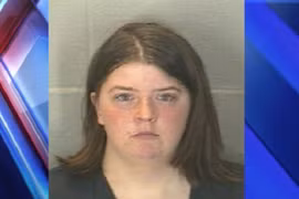 Bắt giữ người phụ nữ quan hệ tình dục với bé trai mới 1 tuổi