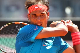 Nadal và Murray dễ dàng sánh vai tiến vào vòng 3 Rome Masters