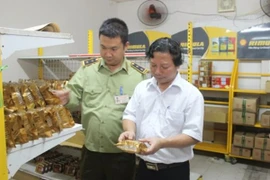 Cách chức Trưởng Ban quản lý chợ nếu để xảy ra vi phạm an toàn thực phẩm