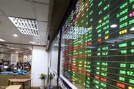 Từ 5/7, HoSE sẽ vận hành giải pháp kỹ thuật xử lý tình trạng quá tải hệ thống giao dịch của FPT