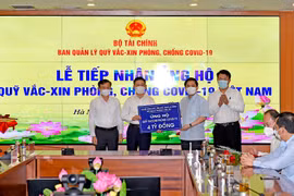 Quỹ Vaccine phòng, chống Covid-19 tiếp nhận thêm trên 57 tỷ đồng và 1 triệu USD