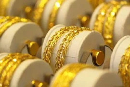 Vì sao giá vàng bất ngờ quay đầu giảm mạnh?