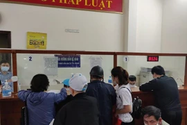 Nộp hồ sơ "chạy" tiền sử dụng đất tăng chóng mặt: Cơ quan thuế tiếp nhận, giải quyết thủ tục cả thứ Bảy, Chủ nhật