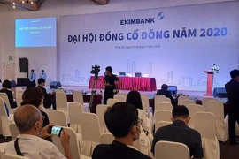 “Chóng mặt” trước đại hội cổ đông Eximbank