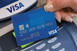 Ngộp giữa “rừng phí”, các ngân hàng Việt tiếp tục yêu cầu Visa, Mastercard giảm