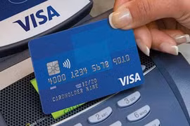 Ngộp giữa “rừng phí”, các ngân hàng Việt tiếp tục yêu cầu Visa, Mastercard giảm