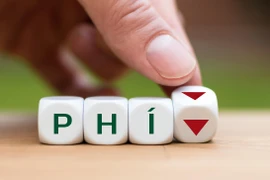 “Ông lớn” ngân hàng đầu tiên giảm phí dịch vụ theo chỉ đạo từ Ngân hàng Nhà nước