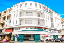 Xử lý xong khoản nợ thế chấp bằng cổ phiếu Sacombank, lợi nhuận Kienlongbank tăng vọt