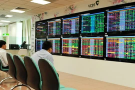 Chứng khoán: Sắp áp dụng trở lại lô giao dịch tối thiểu 10 cổ phiếu