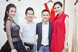 MC Kim Trang rạng ngời cùng bầu Hoà dự tiệc thời trang