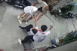 Điều tra, xử lý vụ việc mâu thuẫn con trẻ, người lớn có hành động thô bạo