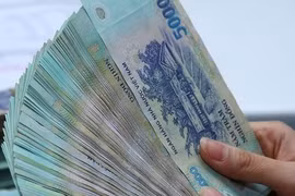 Định rút 260 triệu đồng chuyển cho người lạ, được Công an kịp thời ngăn chặn