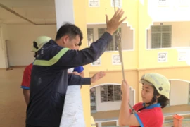 Cảnh sát phòng cháy, chữa cháy khuyến cáo sử dụng thiết bị thoát hiểm an toàn và đúng cách