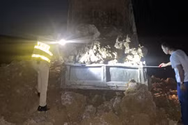 Xử lý hai vụ khai thác khoáng sản trái phép