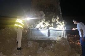 Xử lý hai vụ khai thác khoáng sản trái phép