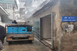 Kịp thời dập tắt đám cháy bằng xe chữa cháy cải tiến