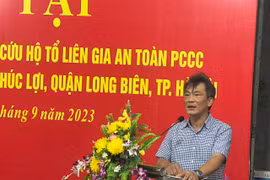 Kiểm tra, đánh giá phản ứng, xử lý tình huống của Tổ liên gia an toàn phòng cháy, chữa cháy tại quận Long Biên