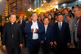 Công an Hà Nội gặp mặt, chúc mừng các vị chức sắc, chức việc Công giáo và Tin Lành nhân dịp Lễ Giáng Sinh 2023