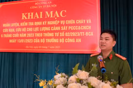 Huấn luyện, kiểm tra định kỳ nghiệp vụ công tác chữa cháy và cứu nạn, cứu hộ 