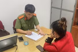 Xử phạt một phụ nữ xúc phạm lực lượng Công an