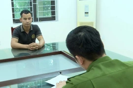 Khởi tố đối tượng khai thác khoáng sản trái phép