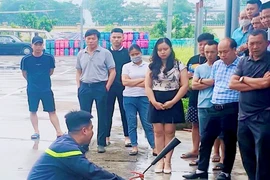 Hơn 200 chủ xưởng sản xuất học cách ứng phó hỏa hoạn