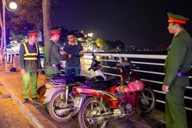 Duy trì các biện pháp đảm bảo trật tự đô thị tại hồ Tây